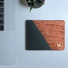 Load image into Gallery viewer, EE 351-036 BI-FOLD WALLET