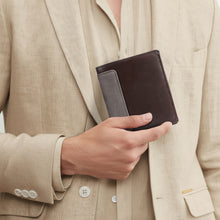 Load image into Gallery viewer, 253-L015 Brown Leather Bi-Fold Wallet
