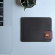 Load image into Gallery viewer, 317-017 BI-FOLD WALLET