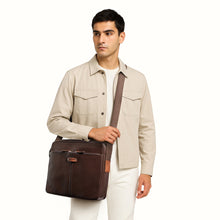 Load image into Gallery viewer, Ee Xavi 01 Brown Leather Crossbody