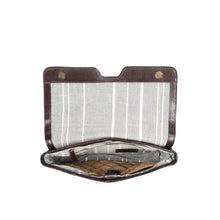 Load image into Gallery viewer, Ee Jaguar 03 Brown Leather Messenger Bag