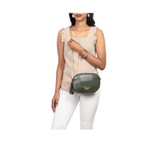 Load image into Gallery viewer, EE MOROCCO 07 SLING BAG