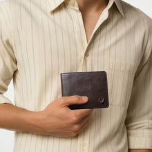 Load image into Gallery viewer, Ee Myw-01A Brown Leather Bi-Fold Wallet