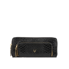 Load image into Gallery viewer, Ee Katniss W1-M Black Leather Zip Around Wallet