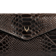 Load image into Gallery viewer, Mandy W5 Brown Leather Clutch Wallet