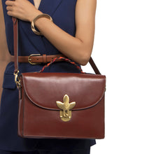 Load image into Gallery viewer, NURTURE 03 SHOULDER BAG