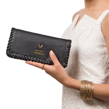Load image into Gallery viewer, HERA W2 BI-FOLD WALLET