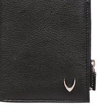 Load image into Gallery viewer, Oshun W1 M Leather Passport Holder