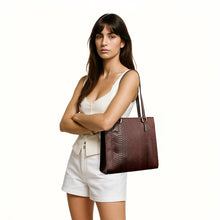 Load image into Gallery viewer, Spruce 04 Sb Red Leather Tote Bag