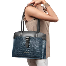 Load image into Gallery viewer, CAMILA SB 02 TOTE BAG