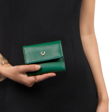 Load image into Gallery viewer, OONA W2 TRI-FOLD WALLET