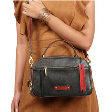 Load image into Gallery viewer, SCOOTER 01 SLING BAG