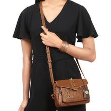 Load image into Gallery viewer, GUEVARA 01 SLING BAG