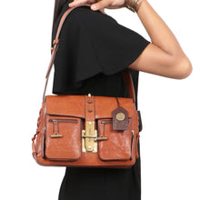 Load image into Gallery viewer, GUEVARA 02 SHOULDER BAG