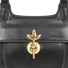 Load image into Gallery viewer, PRESERVE 04 SHOULDER BAG