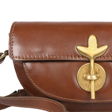 Load image into Gallery viewer, Preserve - 03 Tan Leather Shoulder Bag