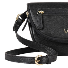 Load image into Gallery viewer, AKASAKA 06 SLING BAG