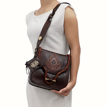 Load image into Gallery viewer, BERBER 01 SHOULDER BAG