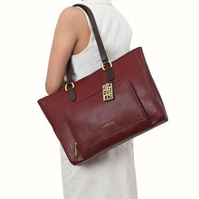 Load image into Gallery viewer, CHANGI 03 SHOULDER BAG