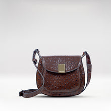 Load image into Gallery viewer, Gatwick-02 Brown Leather Crossbody