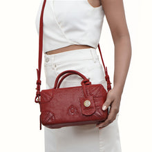 Load image into Gallery viewer, TULUM 01 SLING BAG