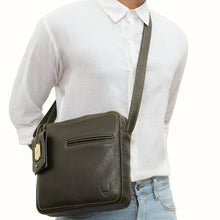 Load image into Gallery viewer, RAMBLER 01 CROSSBODY