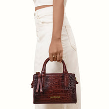 Load image into Gallery viewer, CASINO 01 SLING BAG