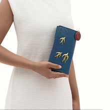 Load image into Gallery viewer, PARROT W1 BIFOLD