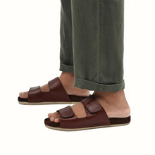Load image into Gallery viewer, Kisawa Men's Tan Leather Slides
