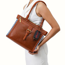 Load image into Gallery viewer, Gracie 01 Brown Leather Shoulder Bag
