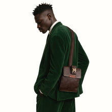 Load image into Gallery viewer, TUPAC 01 CROSSBODY