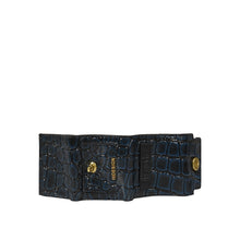 Load image into Gallery viewer, TINA TURNER W1 TRI-FOLD