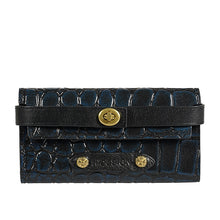 Load image into Gallery viewer, TINA TURNER W2 CLUTCH