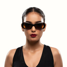 Load image into Gallery viewer, HYDRA RETRO OVAL SUNGLASS