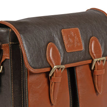 Load image into Gallery viewer, Charter 01 Green Leather Crossbody