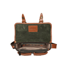 Load image into Gallery viewer, Charter 01 Green Leather Crossbody
