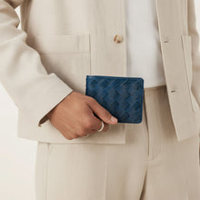 Load image into Gallery viewer, ANDOVER W1 BI FOLD