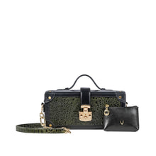 Load image into Gallery viewer, Louvre 02 Green Leather Shoulder Bag