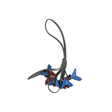 Load image into Gallery viewer, Cyra 01 Leather Flower Charm