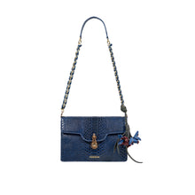 Load image into Gallery viewer, Cyra 01 Leather Flower Charm