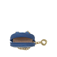 Load image into Gallery viewer, Cyra 02 Leather Earpod Pouch Charm
