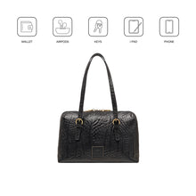 Load image into Gallery viewer, Pont Neuf 01 Black Leather Shoulder Bag