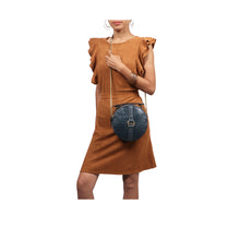 Load image into Gallery viewer, ALAUIS 02 SLING BAG