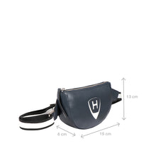 Load image into Gallery viewer, AUCKLAND 04 BELT BAG