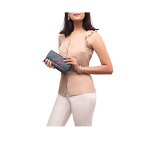 Load image into Gallery viewer, LA MARAIS W1 CLUTCH