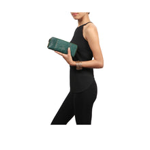 Load image into Gallery viewer, WILD ROSE W2 DBLE ZIP AROUND