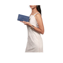 Load image into Gallery viewer, WOKE W3 CLUTCH