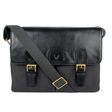 Load image into Gallery viewer, BEDOUIN 02 MESSENGER BAG