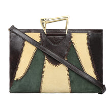 Load image into Gallery viewer, JANIS 05 SHOULDER BAG