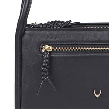 Load image into Gallery viewer, LOLA 03 SHOULDER BAG